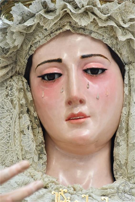 Virgen_de_la_Piedad._Sanlucar_la_Mayor_60_Copiar.JPG