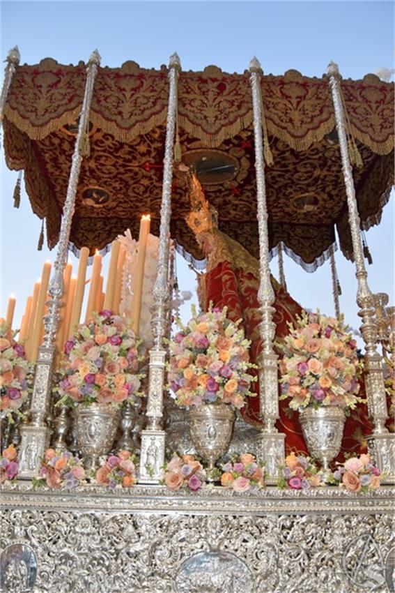 Virgen_de_la_Soledad._Castilleja_de_la_Cuesta__150___Copiar_.JPG