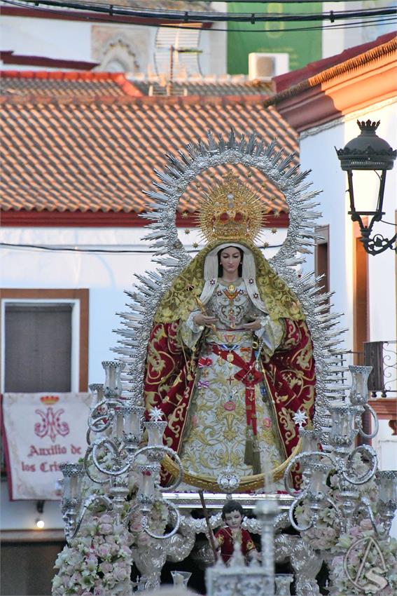 Virgen_de_la_Soledad_Huevar_Luis_M_Fernandez_110524__2_.JPG