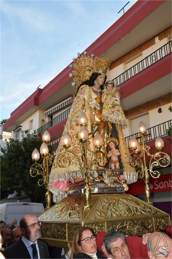 Virgen_de_los_Desamparados_de_Valencia._Marchena__148___Copiar_.JPG