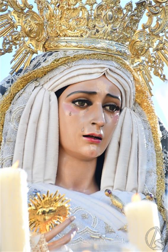 Virgen_del_Amparo._Dos_Hermanas_110_Copiar.JPG