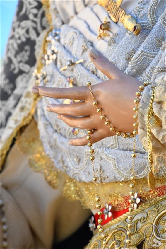 Virgen_del_Amparo._Dos_Hermanas_12_Copiar.JPG
