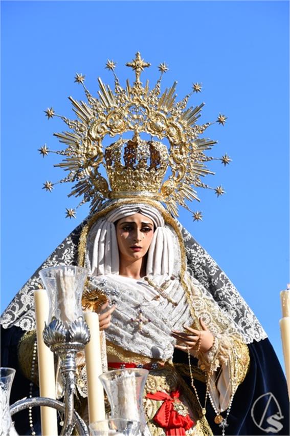Virgen_del_Amparo._Dos_Hermanas_31_Copiar.JPG