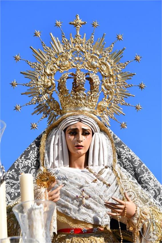 Virgen_del_Amparo._Dos_Hermanas_35_Copiar.JPG