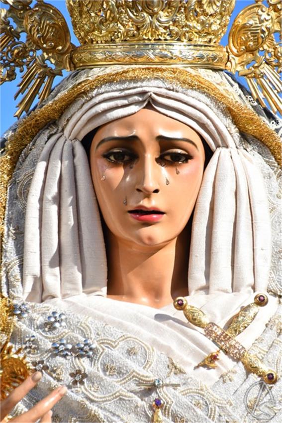 Virgen_del_Amparo._Dos_Hermanas_44_Copiar.JPG