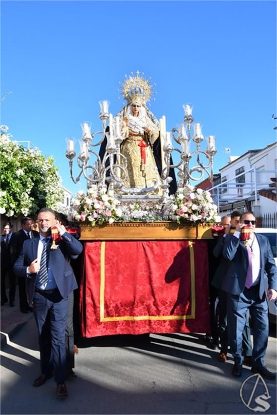 Virgen_del_Amparo._Dos_Hermanas_60_Copiar.JPG