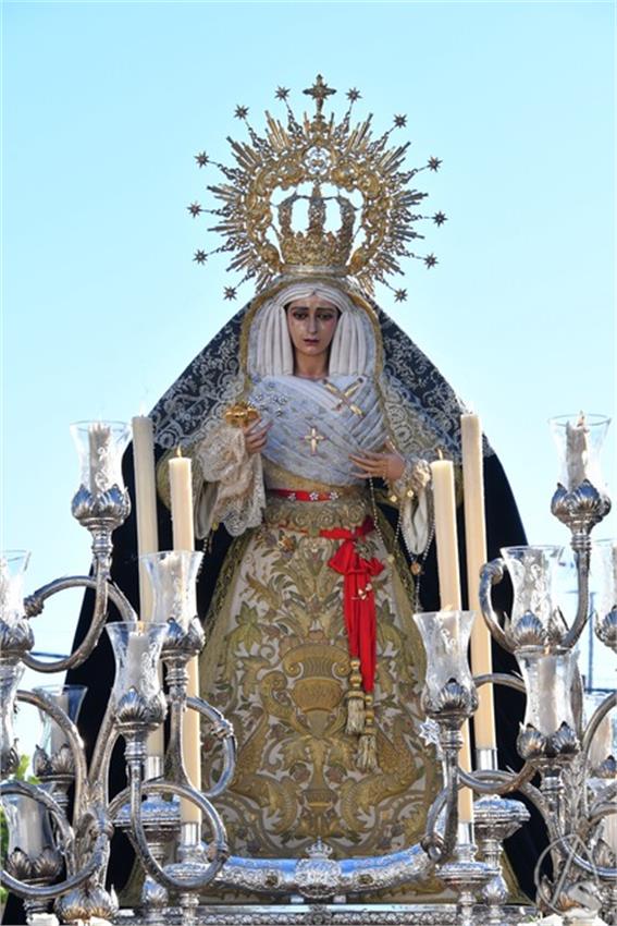 Virgen_del_Amparo._Dos_Hermanas_86_Copiar.JPG