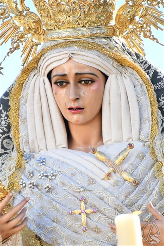 Virgen_del_Amparo._Dos_Hermanas_98_Copiar.JPG