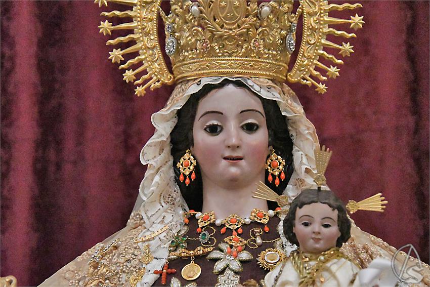 Virgen_del_Carmen_Parroquia_Magdalena_Dos_Hermanas_Luis_M_Fernandez_150725__15_.JPG
