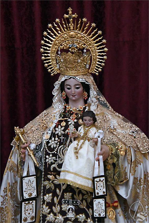Virgen_del_Carmen_Parroquia_Magdalena_Dos_Hermanas_Luis_M_Fernandez_150725__1_.JPG