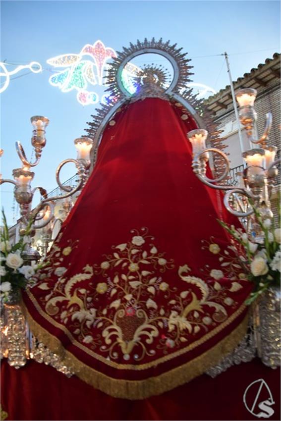 Virgen_del_Rosario._2026._Lantejuela_103_Copiar.JPG