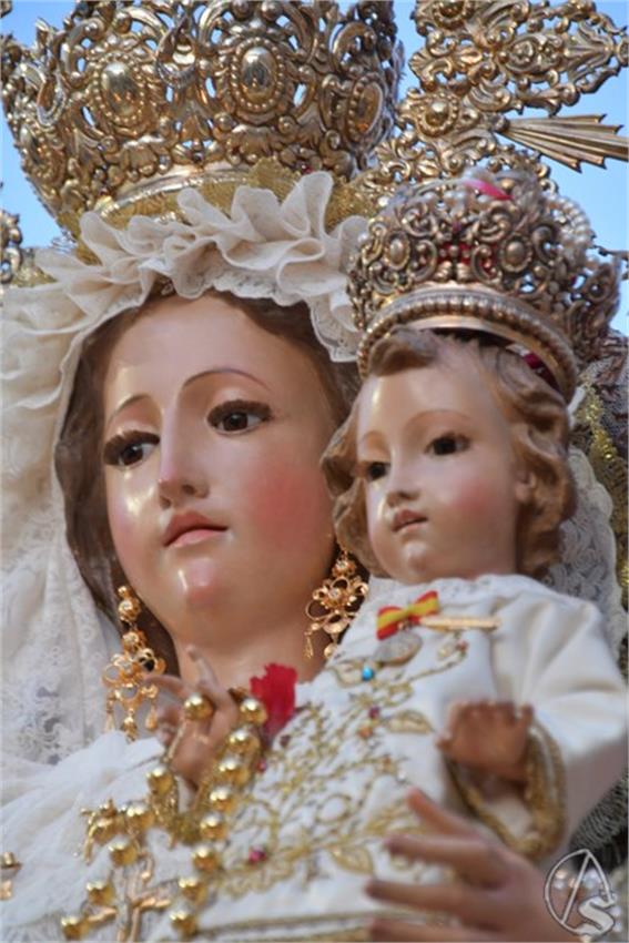 Virgen_del_Rosario._2026._Lantejuela_69_Copiar.JPG