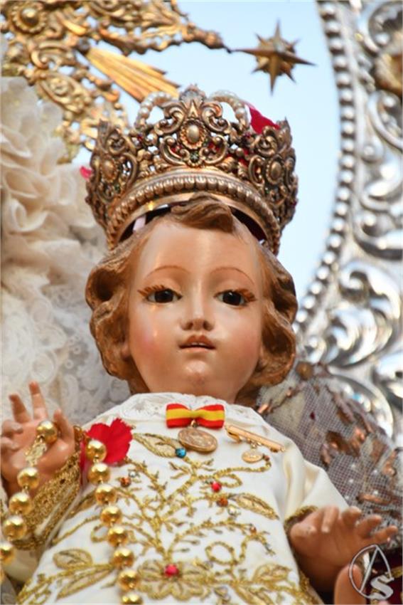 Virgen_del_Rosario._2026._Lantejuela_8_Copiar.JPG