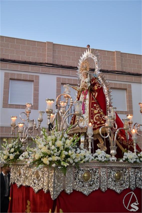 Virgen_del_Rosario._2026._Lantejuela_90_Copiar.JPG