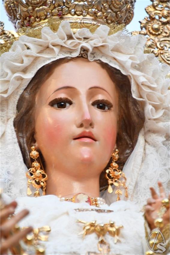 Virgen_del_Rosario._2026._Lantejuela_9_Copiar.JPG