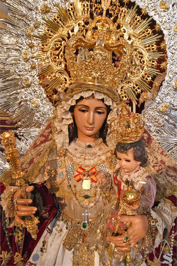 Virgen_del_Rosario_Aznalcollar_Luis_M_Fernandez_301124__2_.JPG