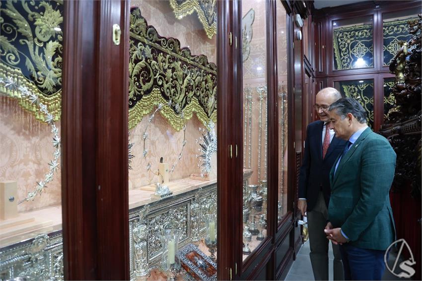 Visita_Sr_Consejero_de_la_Presidencia_Hdad_Ntra_Sra_de_los_Dolores__7_