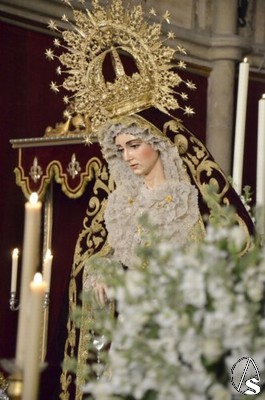   Besamanos Virgen de la Aurora