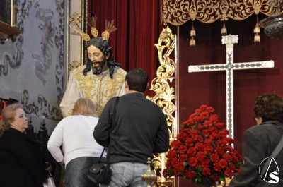  Besamanos Cristo Amargura