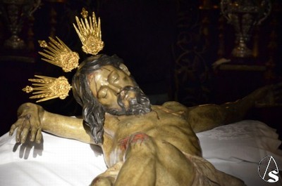   Besamanos y Besapis en La Quinta Angustia