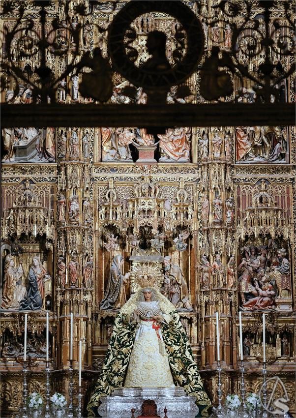 esperanza_triana_altar_mayor_catedral_manu_gomez__10_