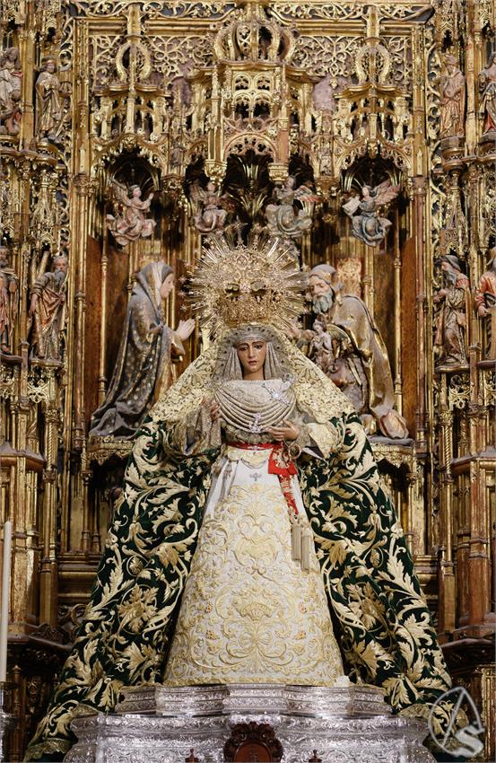 esperanza_triana_altar_mayor_catedral_manu_gomez__11_