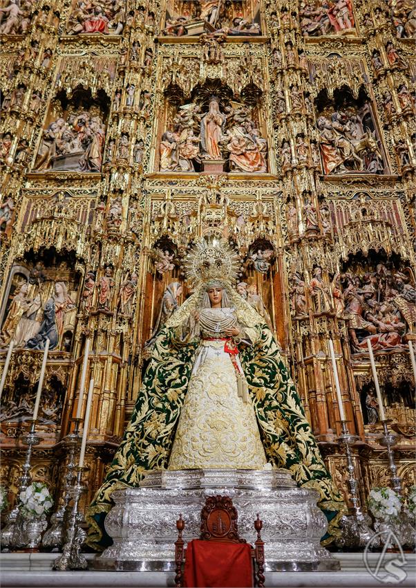 esperanza_triana_altar_mayor_catedral_manu_gomez__2_