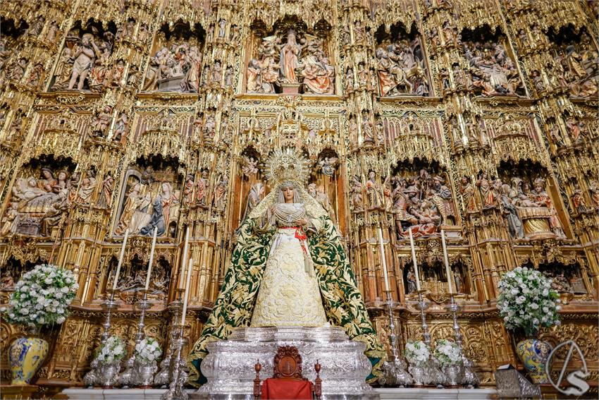 esperanza_triana_altar_mayor_catedral_manu_gomez__4_