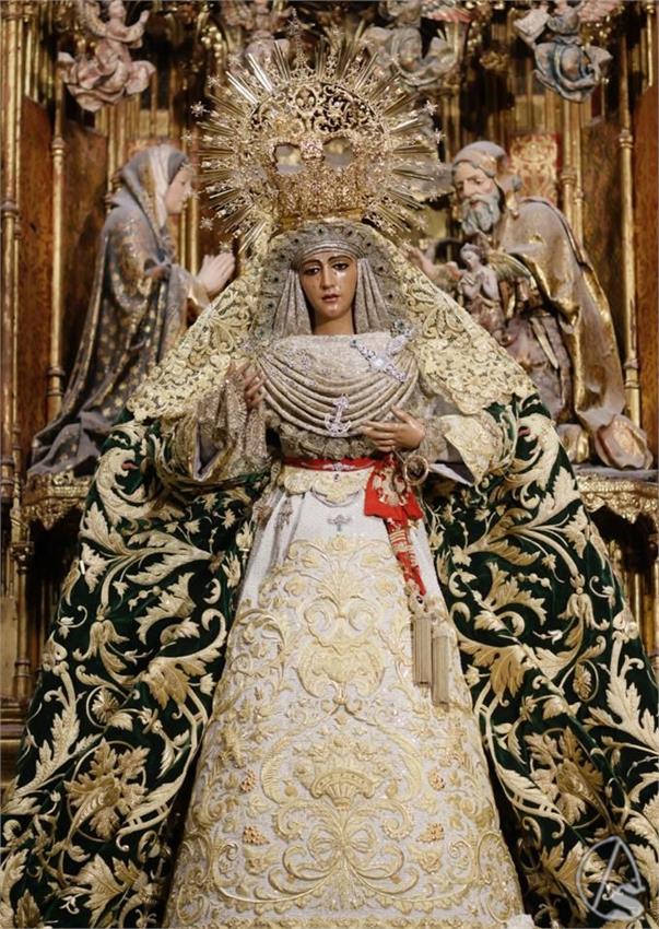 esperanza_triana_altar_mayor_catedral_manu_gomez__5_
