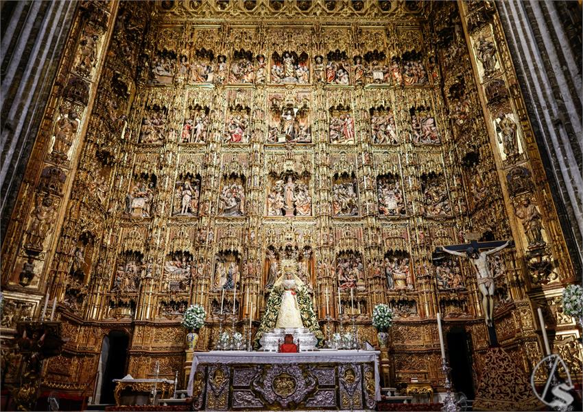 esperanza_triana_altar_mayor_catedral_manu_gomez__8_