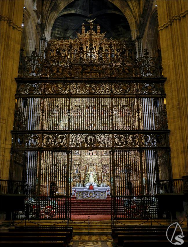 esperanza_triana_altar_mayor_catedral_manu_gomez__9_