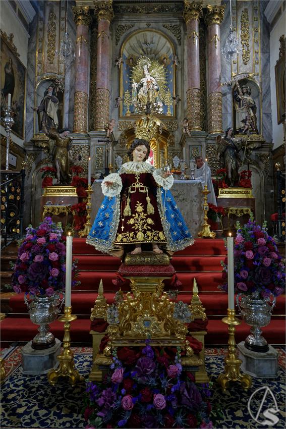 Galería. Besamanos al Niño Jesús de Praga. Carmen del Sto Ángel. Fco ...