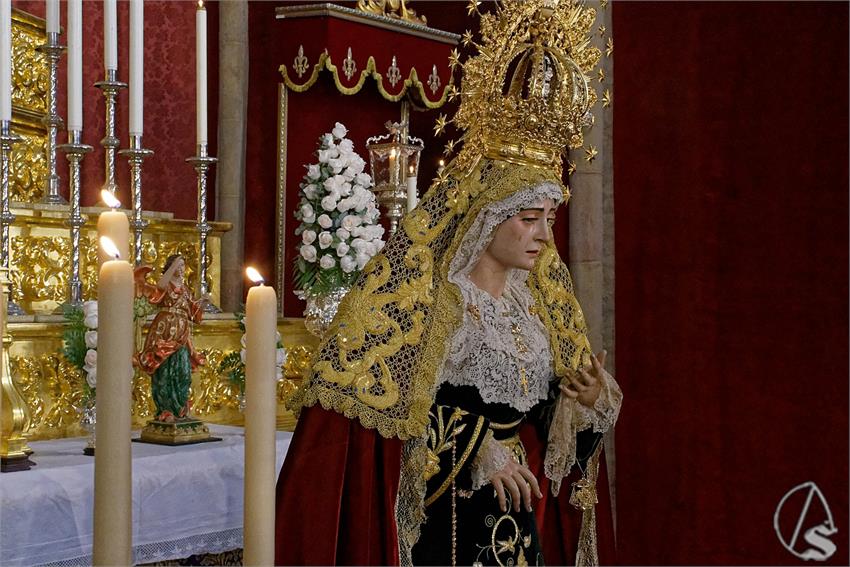 fjmontiel_Besamanos_Virgen_del_Amor_Resurreccion_2023_DSC_5474_DxO