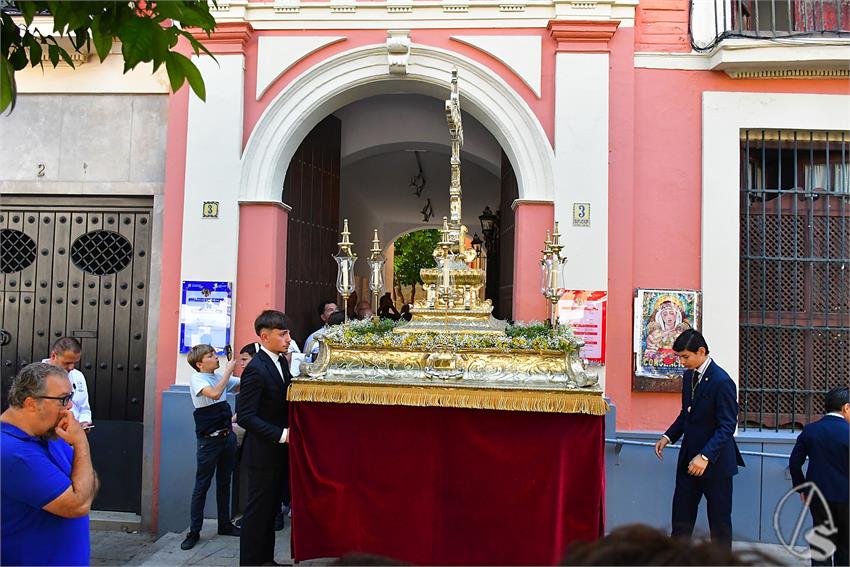 fjmontiel_Cruz_Mayo_Rocio_Sevilla_2025_DSC_9694.JPG