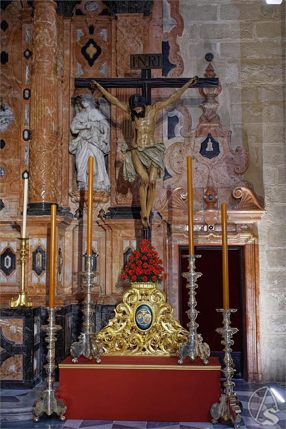 fjmontiel_Estudiantes_en_Sagrario_Catedral_2026_DSC_3098_DxO