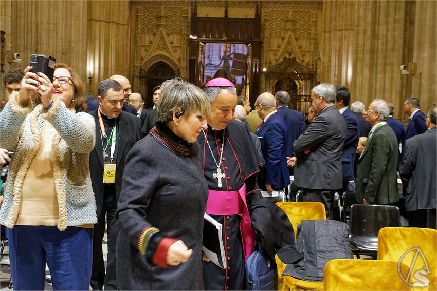 fjmontiel_Inauguracion_II_Congreso_Hermandades_y_Piedad_Popular_2024_DSC_6824_DxO