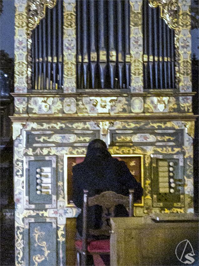 fjmontiel_Maese_Perez_El_Organista_en_Santa_Ines_20251216_204957_dng_1