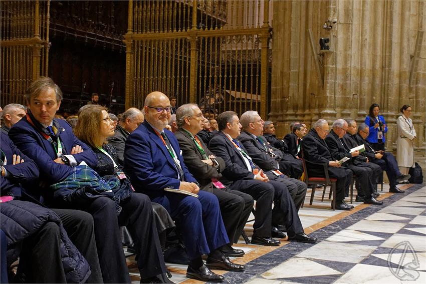 fjmontiel_Ponencia_2_dia_II_Congreso_Hermandades_y_Piedad_Popular_2024_DSC_7155_DxO