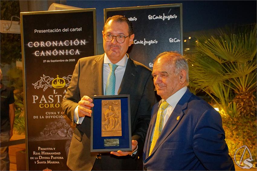 fjmontiel_Presentacion_Cartel_Coronacion_Pastora_Sta_Marina_2025_DSC_2330_DxO