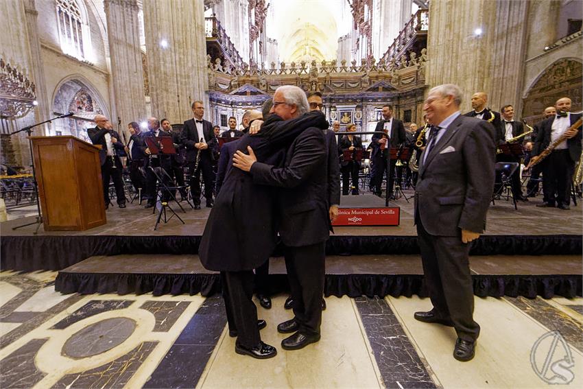 fjmontiel_Presentacion_Himno_2_Congreso_Int_Hdades_y_Piedad_Popular_2024_DSC_3655_DxO