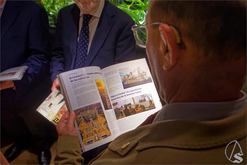 fjmontiel_Presentacion_Revista_Sevilla_Cofradiera_2025_DSC_4338_DxO