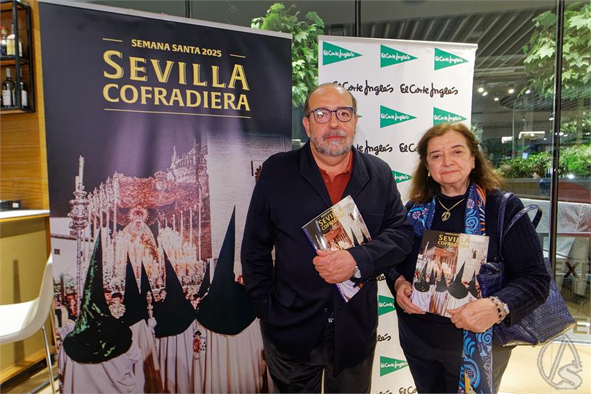 fjmontiel_Presentacion_Revista_Sevilla_Cofradiera_2025_DSC_4343_DxO