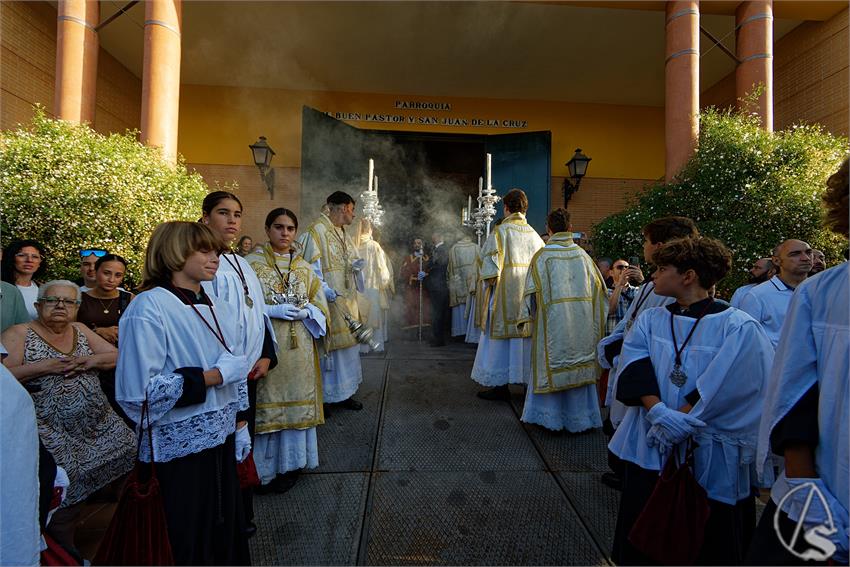 fjmontiel_Rosario_Aurora_Dolores_Cerro_a_Padre_Pio_2025_DSC_2526_DxO