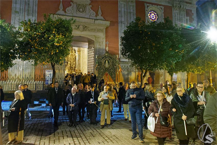 fjmontiel_Rosario_Aurora_Simpecado_Rocio_de_Sevilla_2025_DSC_8453_DxO