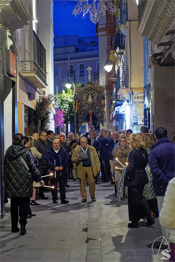 fjmontiel_Rosario_Aurora_Simpecado_Rocio_de_Sevilla_2025_DSC_8460_DxO
