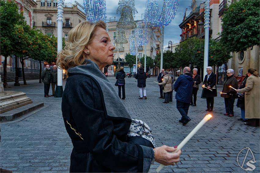 fjmontiel_Rosario_Aurora_Simpecado_Rocio_de_Sevilla_2025_DSC_8469_DxO