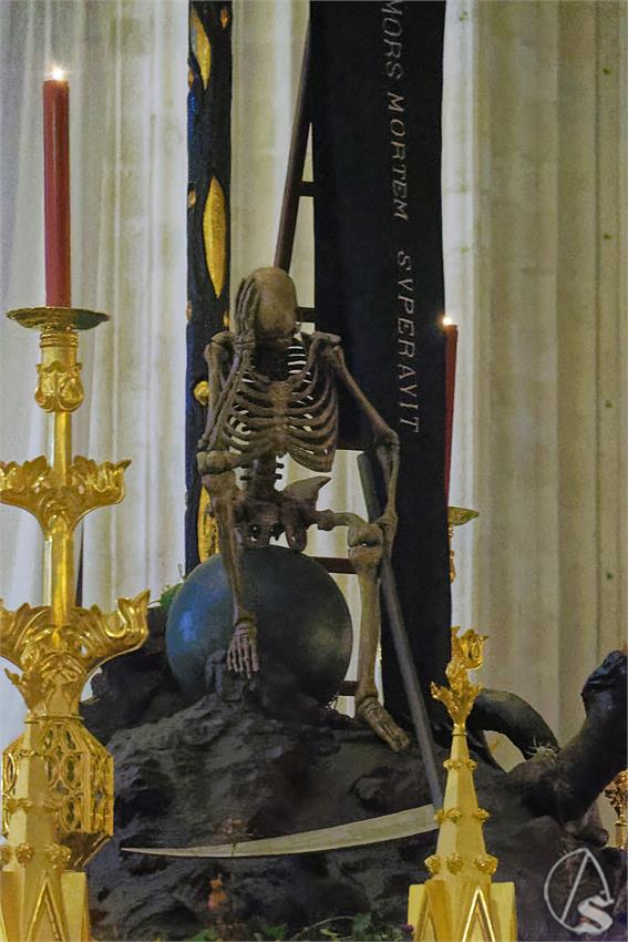 fjmontiel_Sabado_Santo_Entierro_Catedral_2025_DSC_8770_DxO
