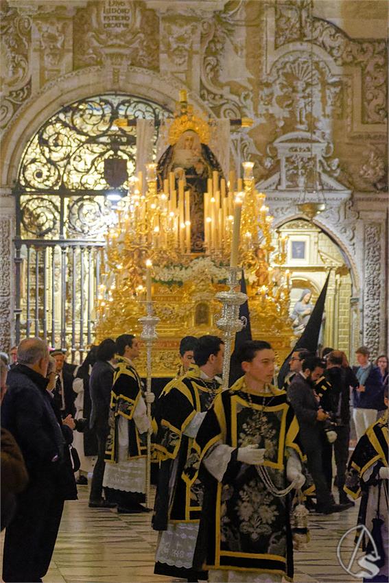 fjmontiel_Sabado_Santo_Soledad_San_Lorenzo_Catedral_2025_DSC_8849_DxO