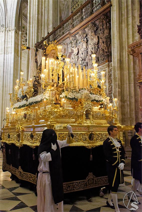 fjmontiel_Sabado_Santo_Soledad_San_Lorenzo_Catedral_2025_DSC_8853_DxO