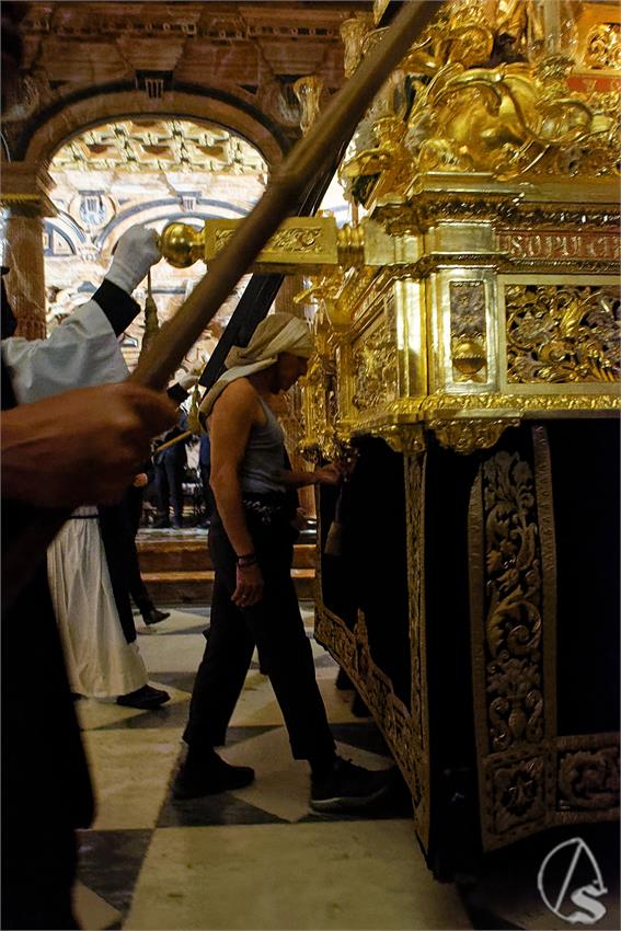 fjmontiel_Sabado_Santo_Soledad_San_Lorenzo_Catedral_2025_DSC_8858_DxO